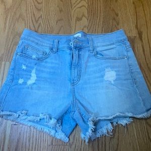 Sneakpeek Jean Shorts